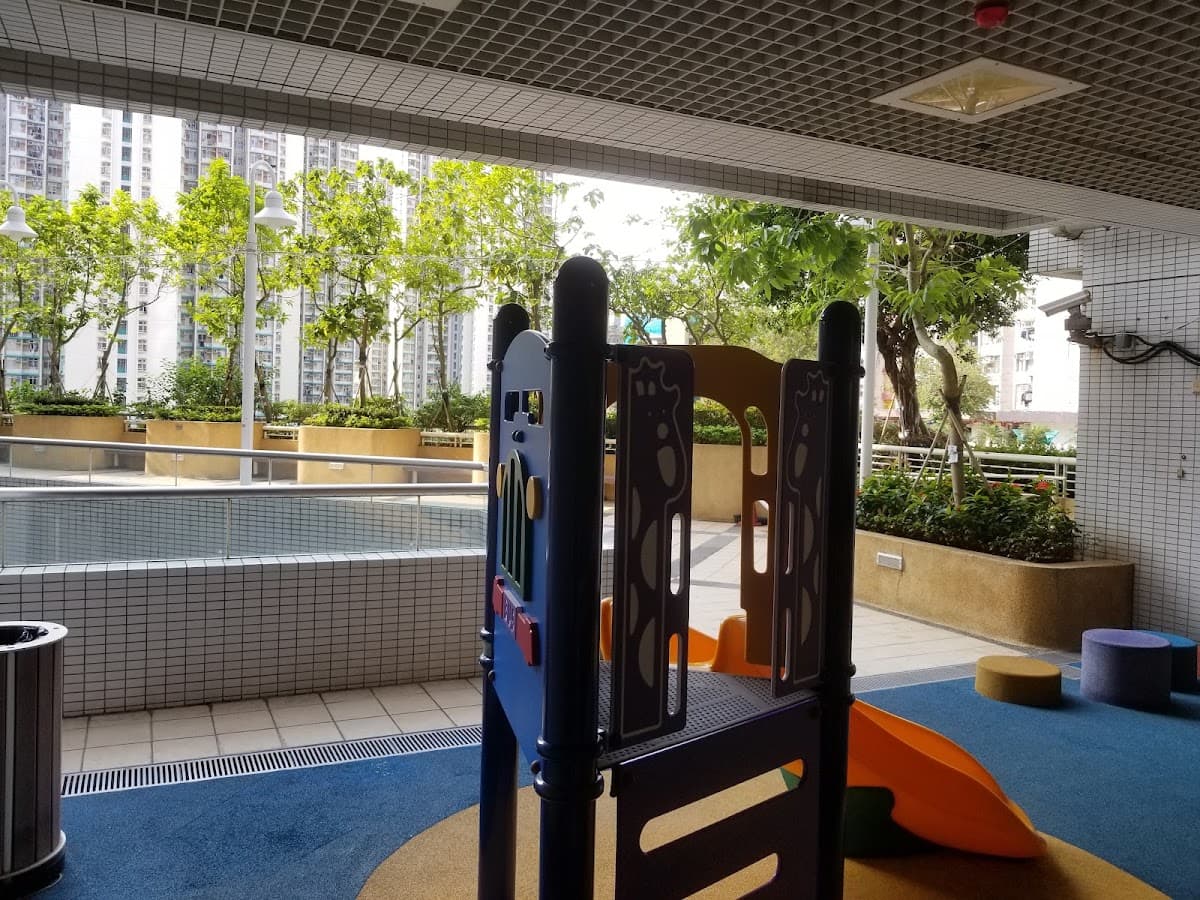 彩頤居停車場 實景照片 9