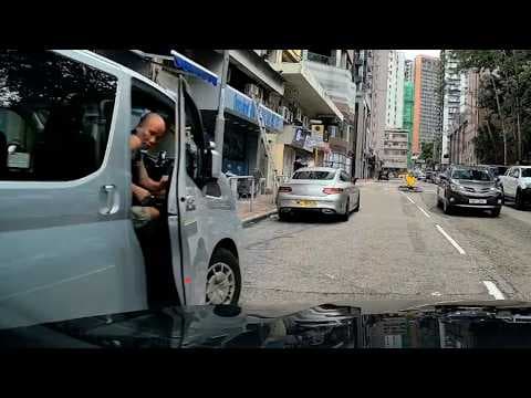 車CAM直擊 - 何文田信用街 TJ857 廢佬路邊泊車唔望就開車門