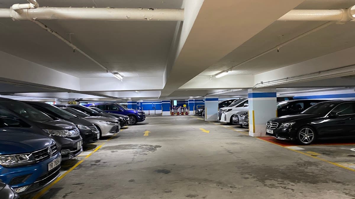 杏花新城 Paradise Mall 停車場 實景照片 1