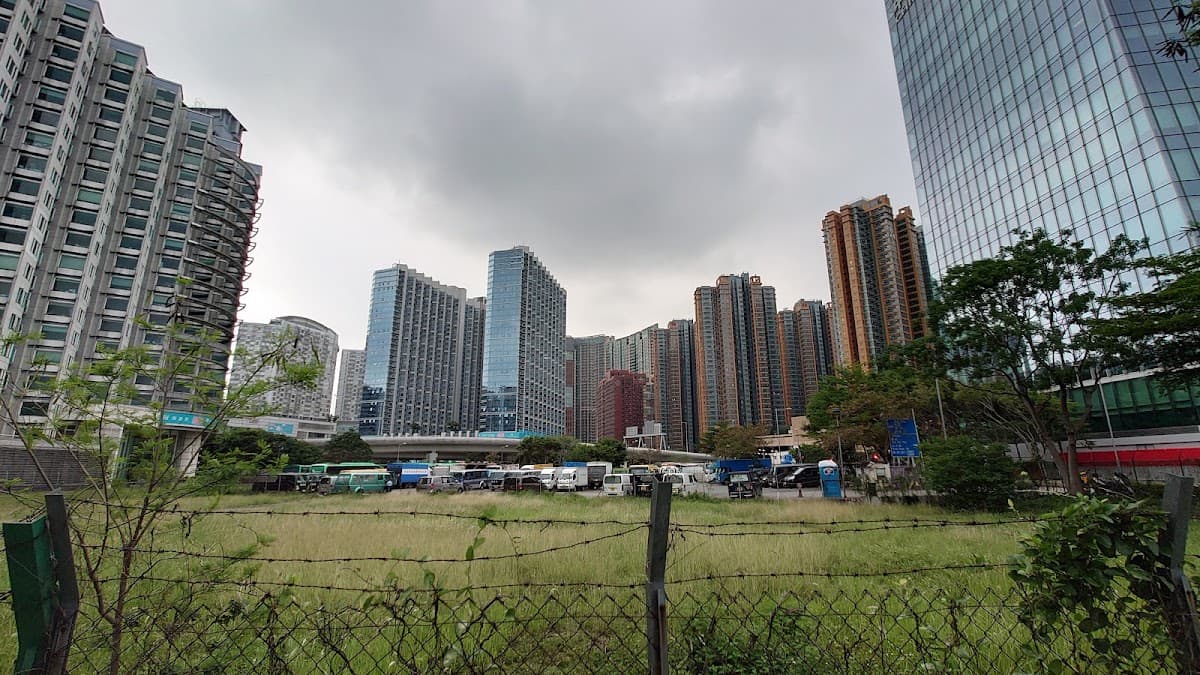 紅磡建灣街露天停車場 實景照片 1