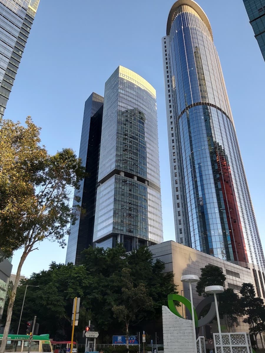 Manhattan Place 停車場 實景照片 2