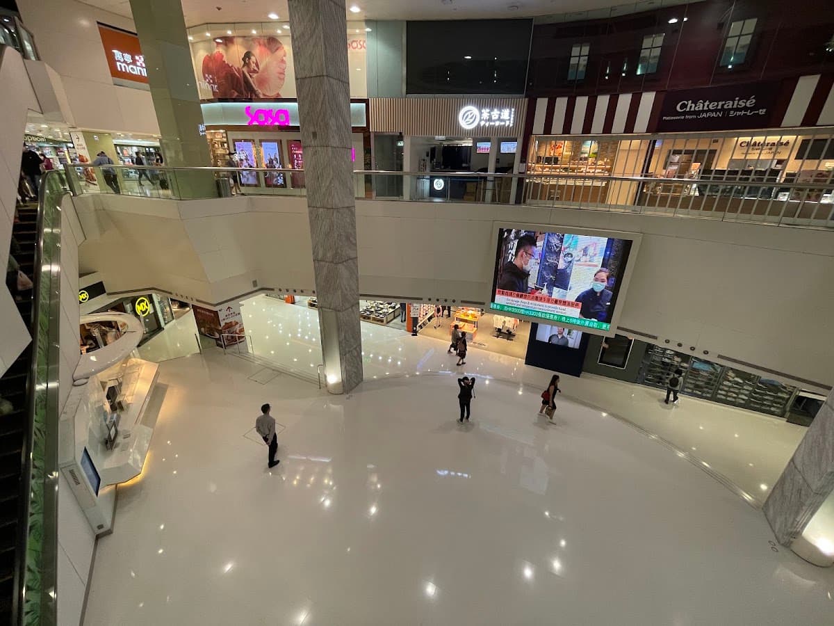 柴灣新翠商場 New Jade Shopping Arcade 停車場 實景照片 5