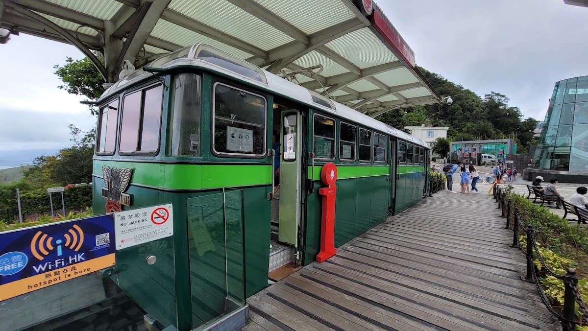 山頂廣場 Peak Galleria 停車場 實景照片 3