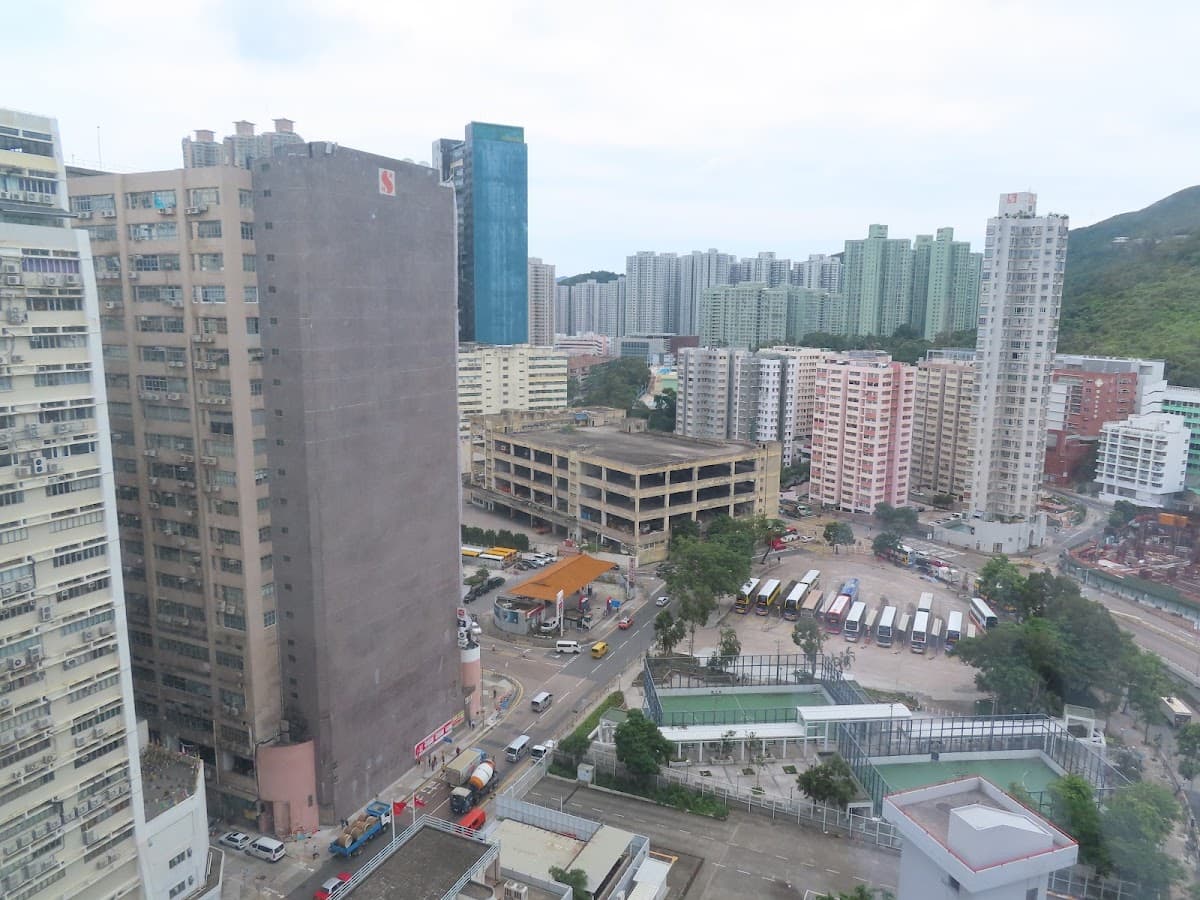 柴灣港利中心停車場 實景照片 6