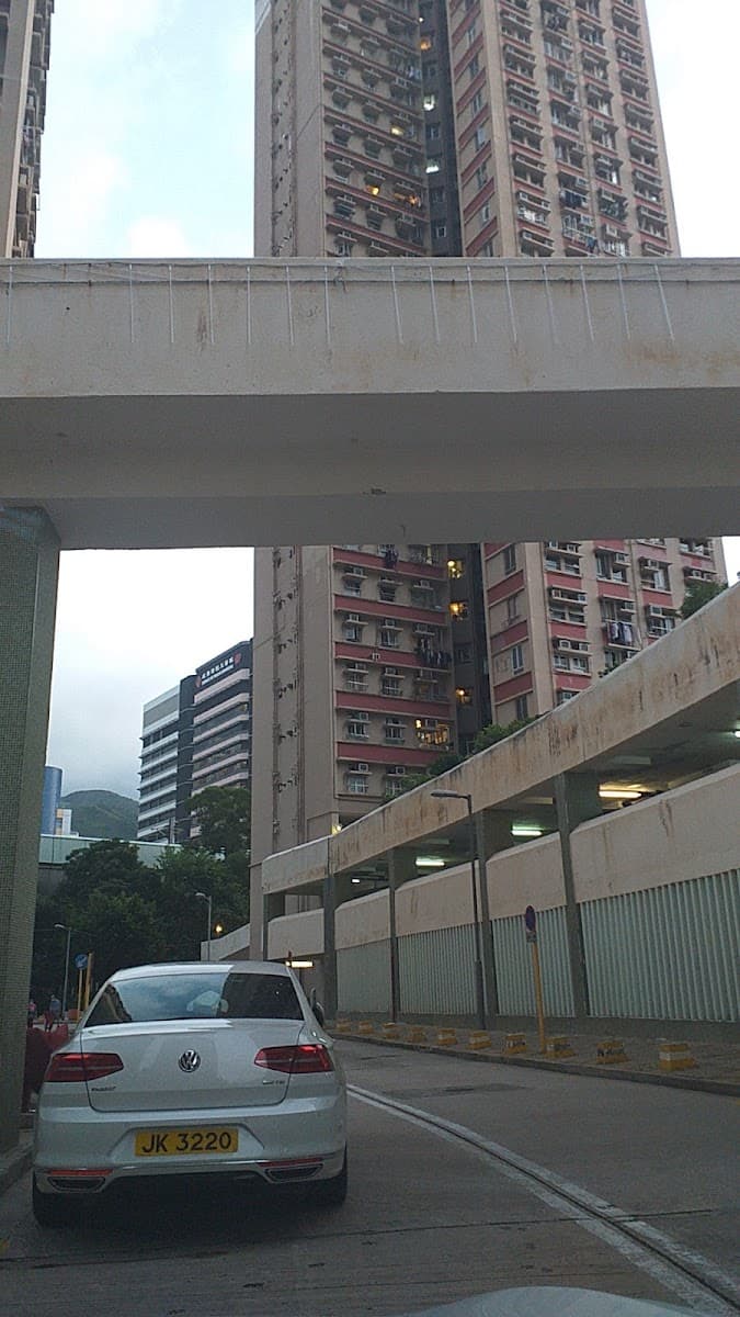 愉田苑停車場 實景照片 8