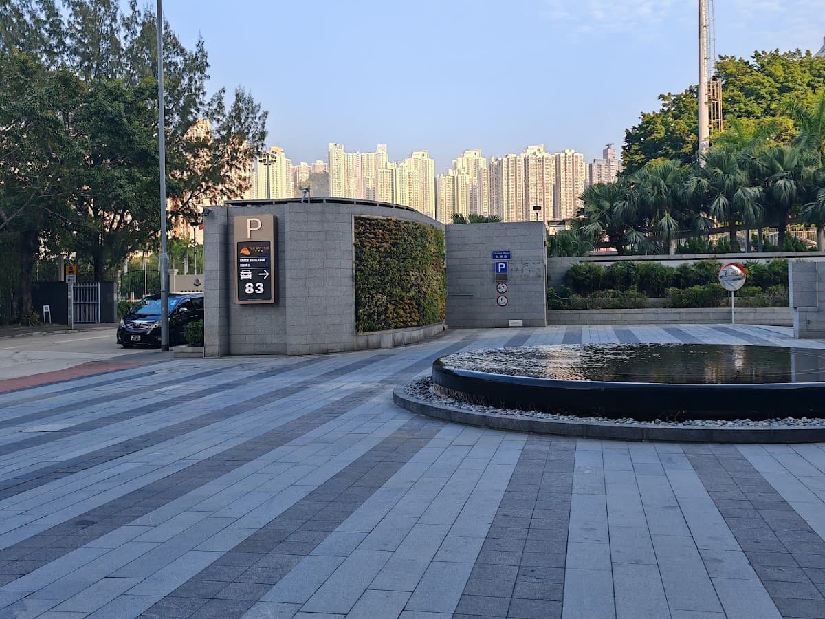 九龍灣太豐匯 The Bay Hub 停車場 (前稱高銀金融國際中心) 實景照片 7