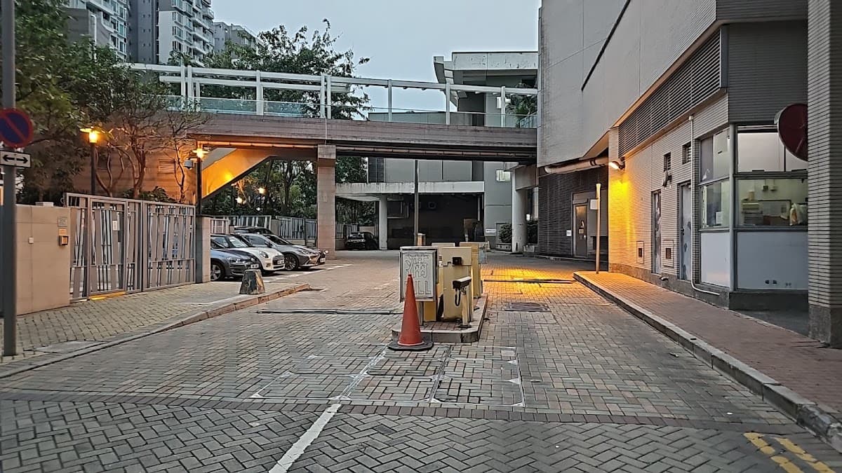 藍天海岸停車場 實景照片 2