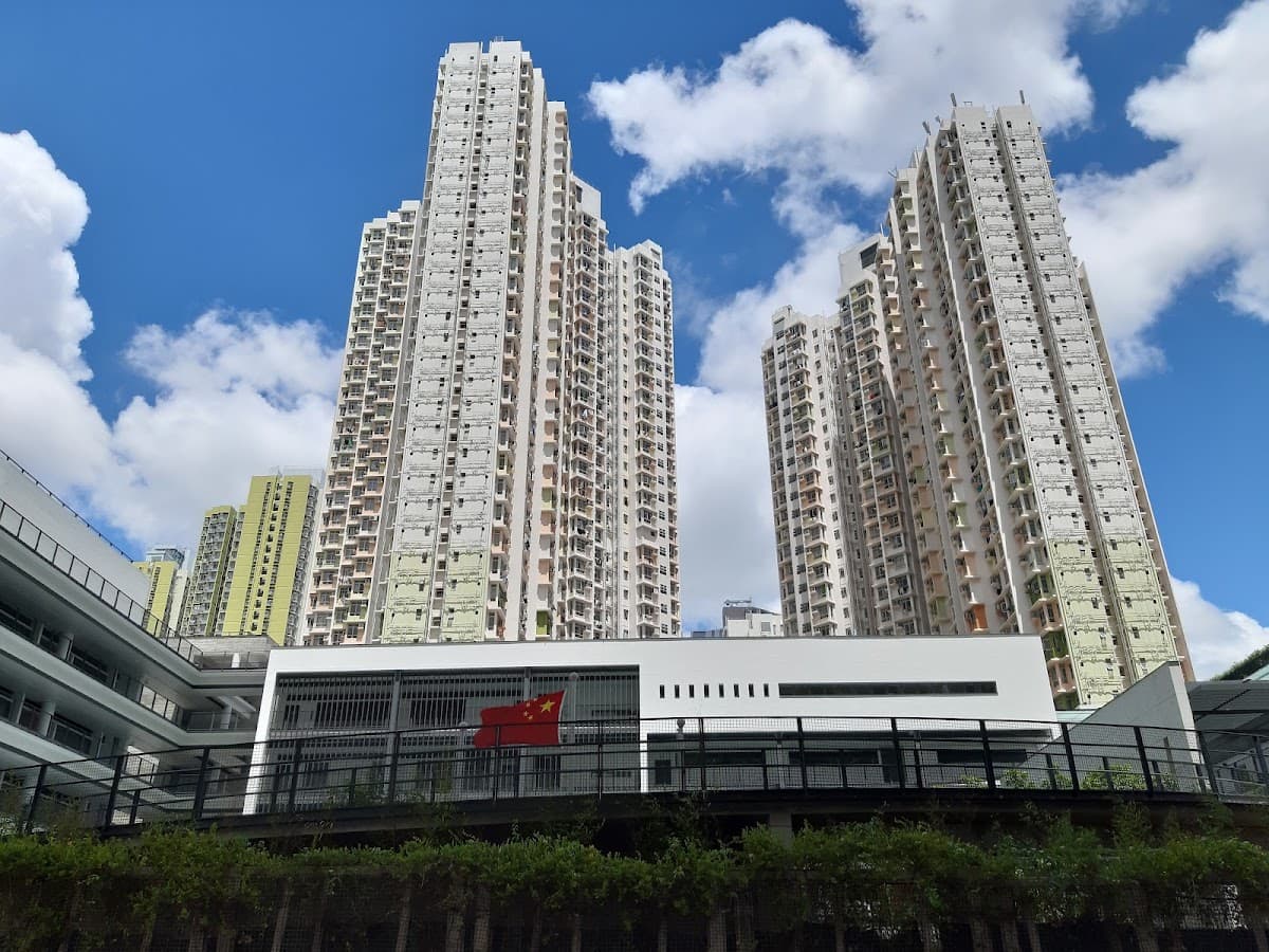 麗翠苑停車場 實景照片 1