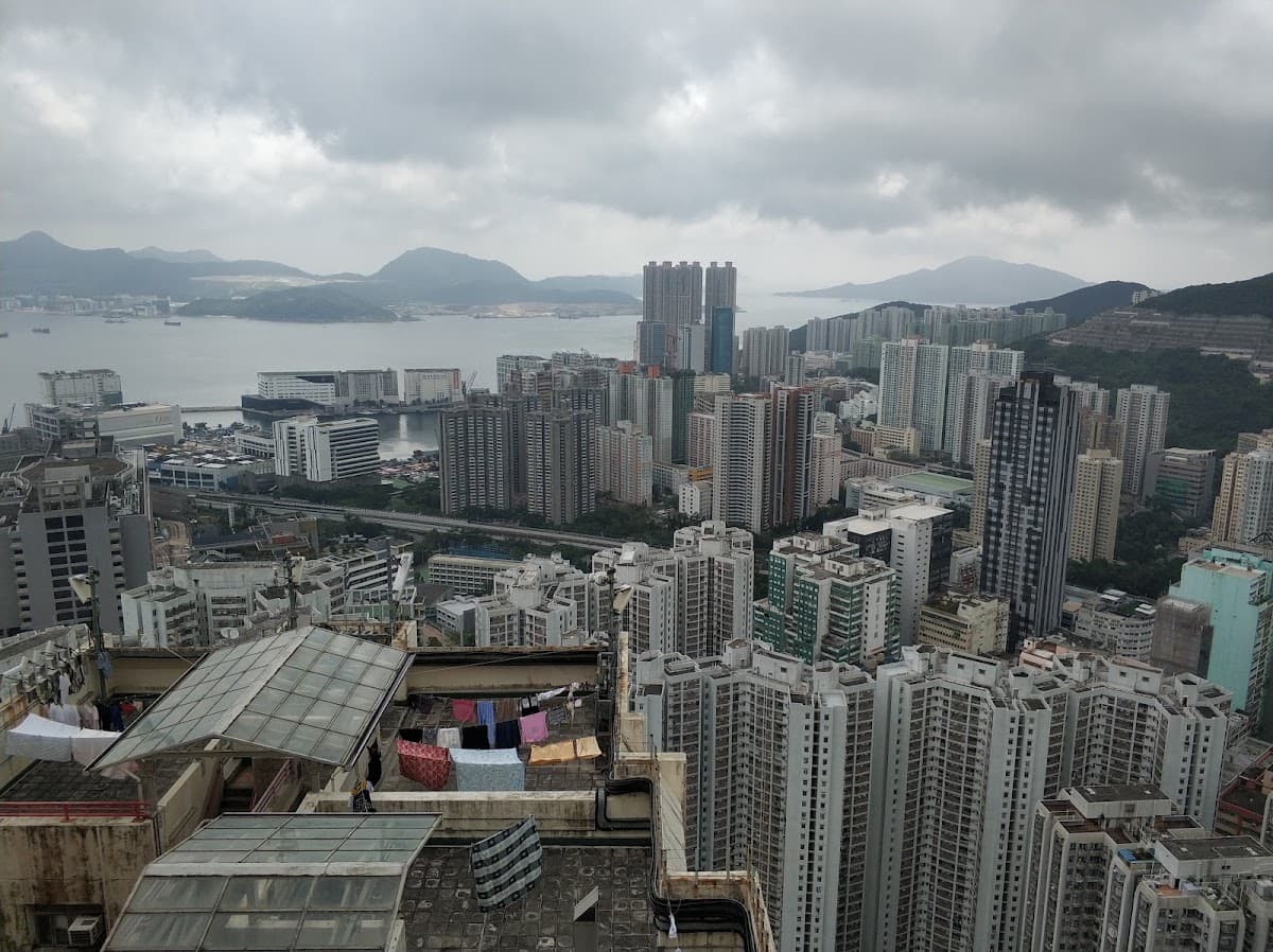 興民商場停車場 實景照片 10