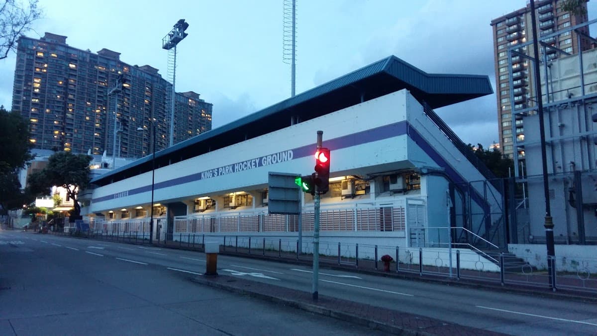 京士柏運動場停車場 實景照片 8