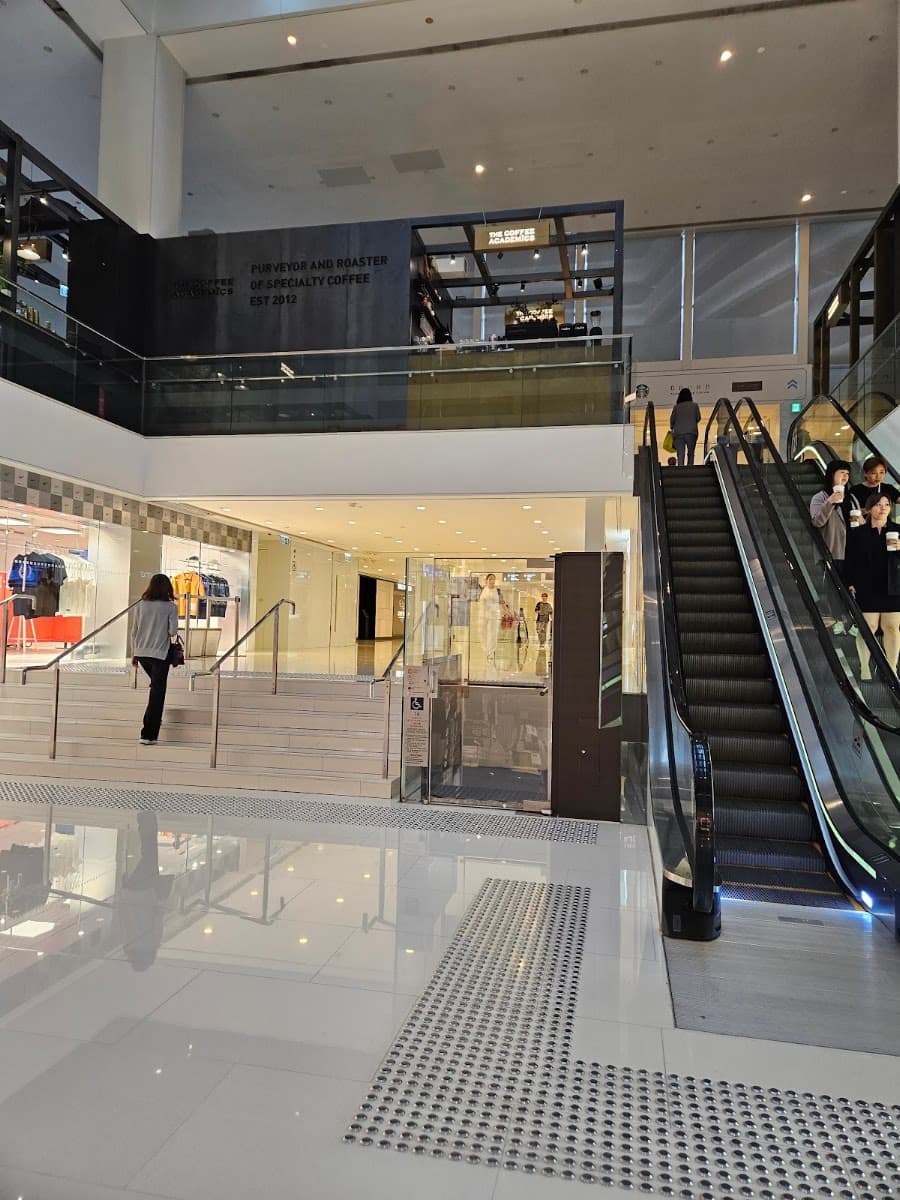 海港城海洋中心停車場 Harbour City Ocean Centre (P6) 實景照片 6