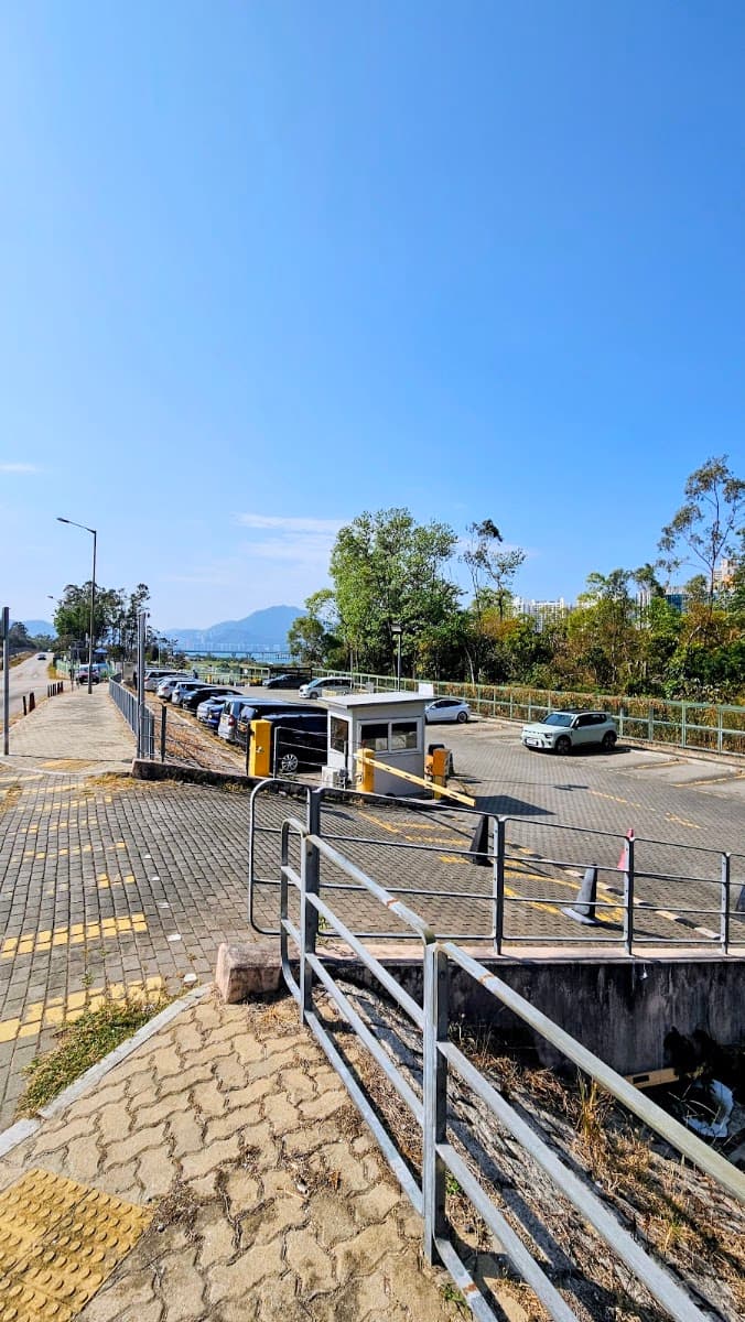 環保大道寵物公園停車場 實景照片 4