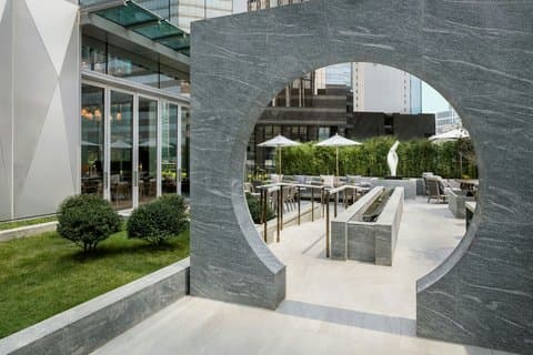 香港瑞吉酒店 The St. Regis Hong Kong 停車場 實景照片 1