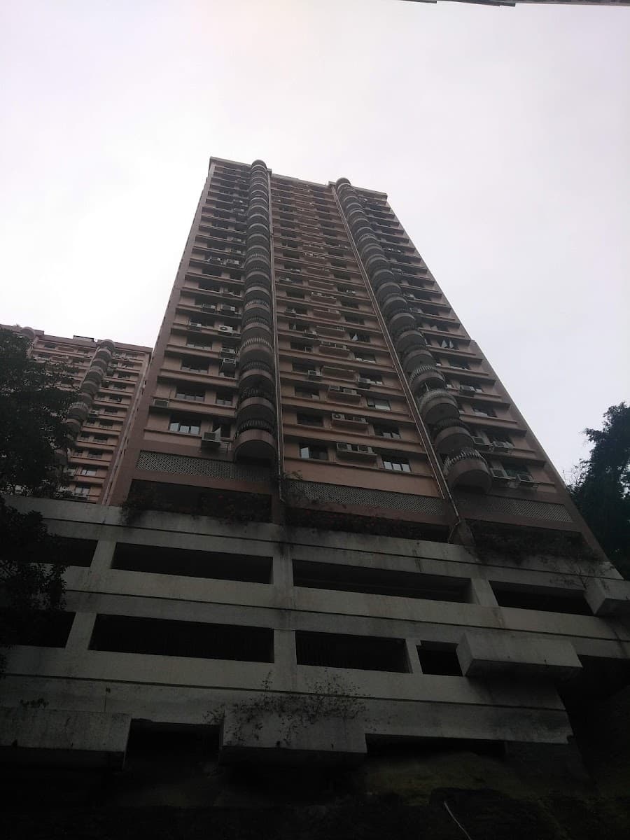 跑馬地友誼大廈 Friendship Court 停車場 實景照片 1