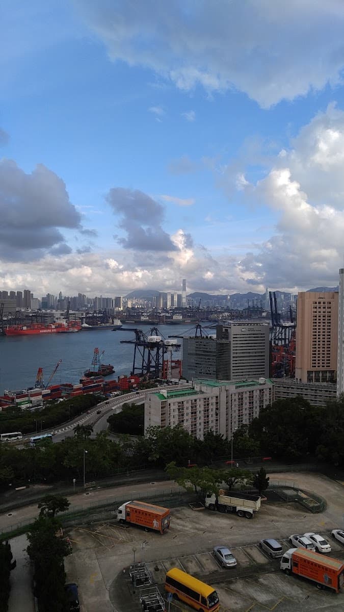 葵涌貨櫃碼頭路露天停車場 (悅海) 實景照片 6