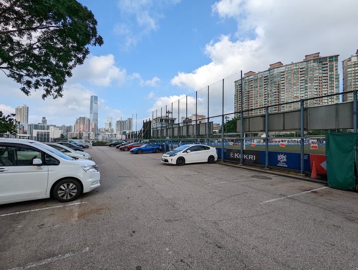 京士柏運動場停車場 實景照片 5