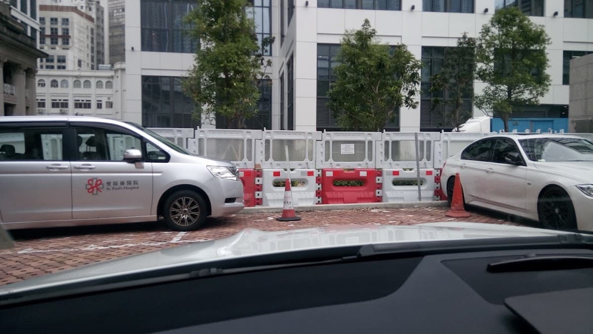 聖保祿醫院停車場 實景照片 4