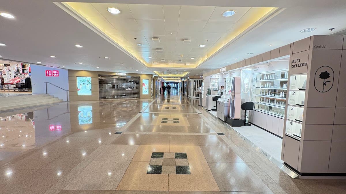 海港城海洋中心停車場 Harbour City Ocean Centre (P6) 實景照片 9