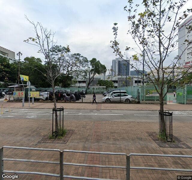 沙田牛皮沙街露天停車場