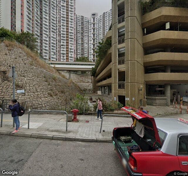彩霞邨停車場