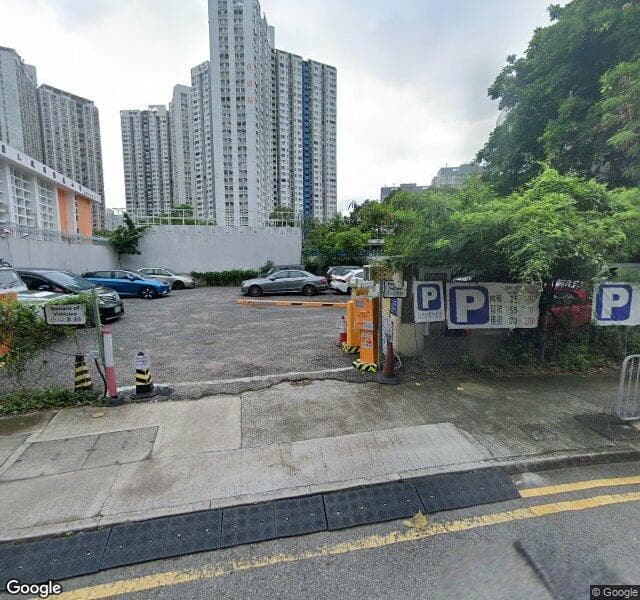 青衣青芊街露天停車場