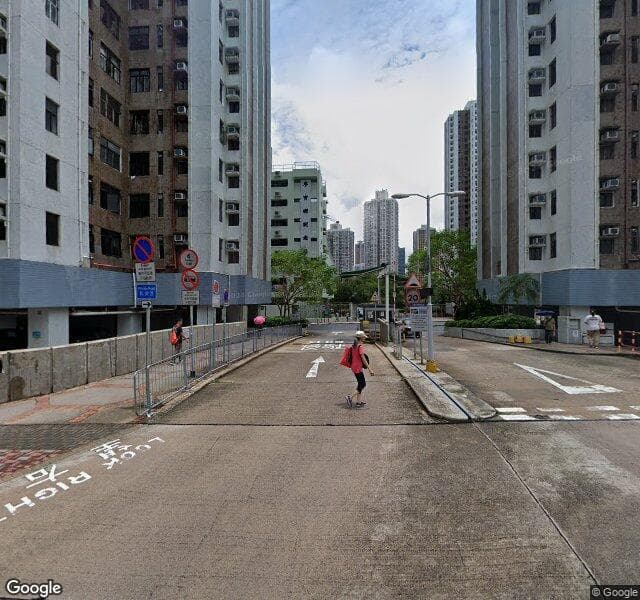 荃灣 綠楊新邨 Luk Yeung Sun Chuen 停車場 (綠楊坊 Luk Yeung Galleria)