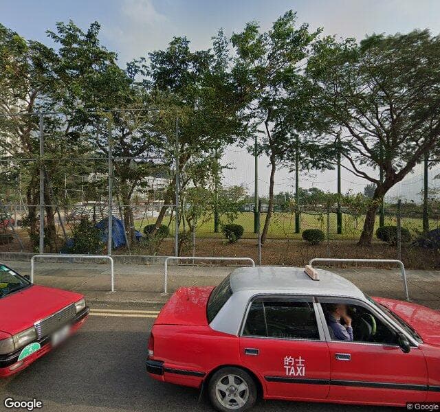 偉樂街露天停車場