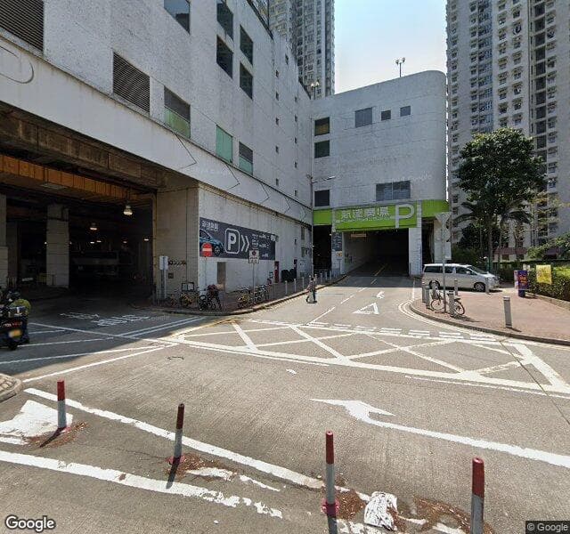 新達廣場 Uptown Plaza 停車場
