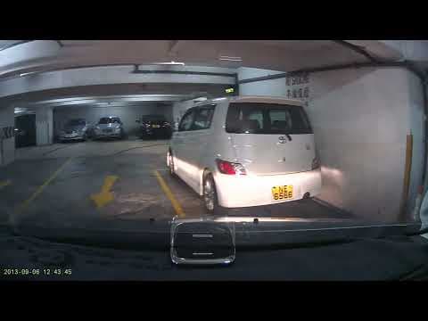 挑戰地獄停車場系列:石塘咀華明中心(出) Hellish car park series