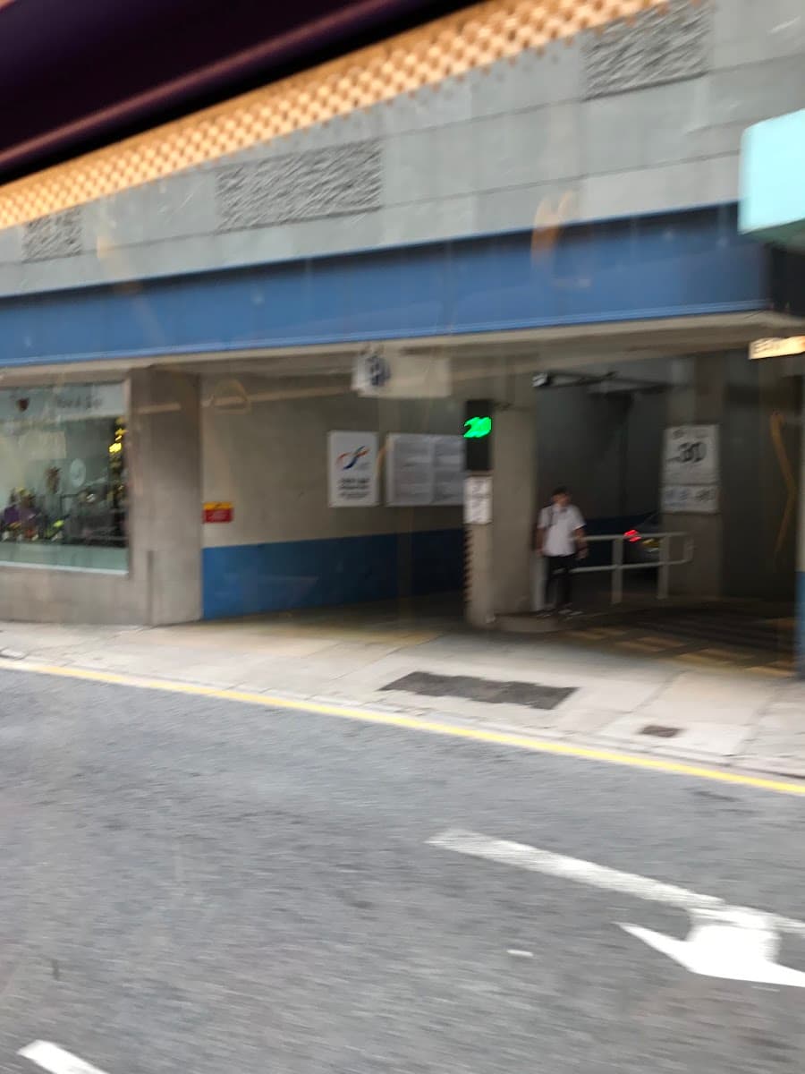 集成中心 C. C. Wu Building 停車場 實景照片 2