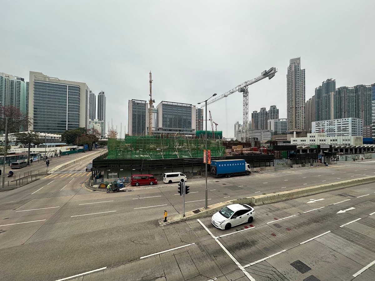 麗翠苑停車場 實景照片 8