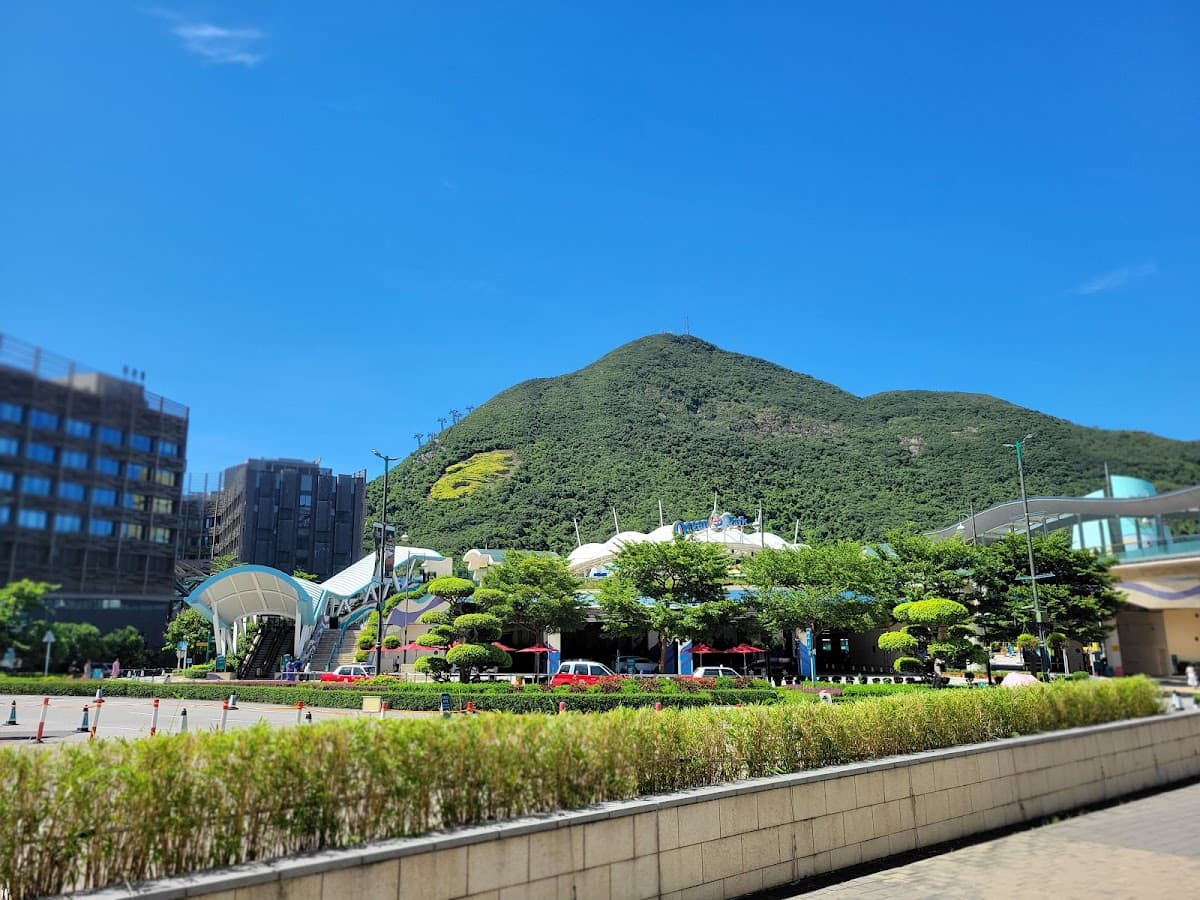 港鐵海洋公園站停車場 實景照片 5