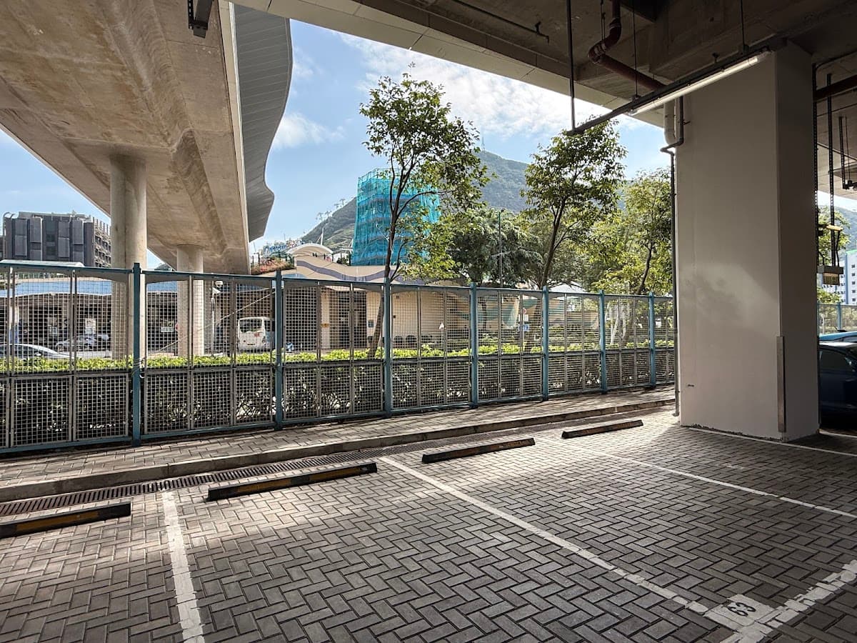 港鐵海洋公園站停車場 實景照片 10