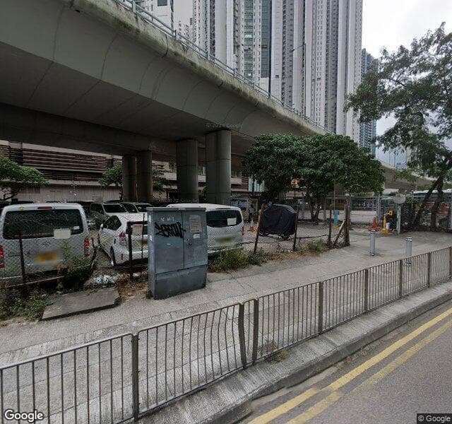 荃灣德士古道露天停車場 (金偉)
