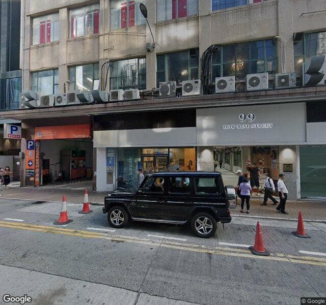 巧明工廠大廈停車場