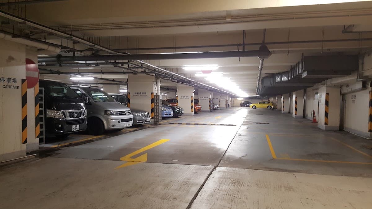 灣仔政府綜合大樓停車場 實景照片 3