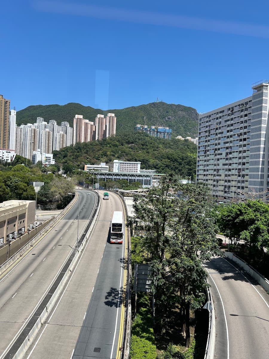 彩虹邨停車場 實景照片 4