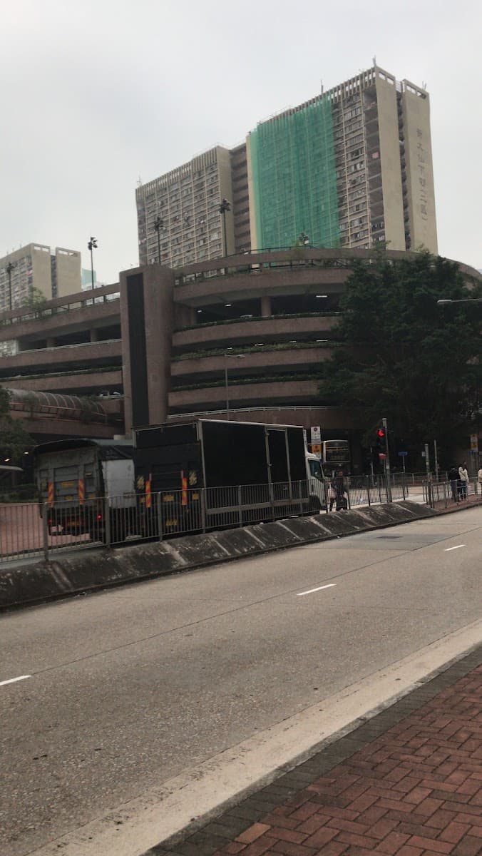 黃大仙公共運輸總站停車場 實景照片 9