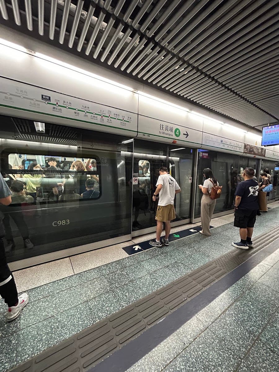 彩虹匯八坊停車場 (清水灣道8號港鐵轉乘) 實景照片 5