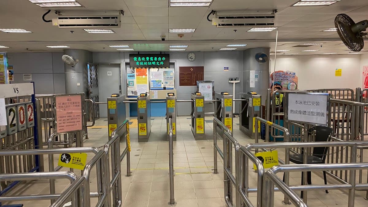 城門谷游泳池停車場 實景照片 8