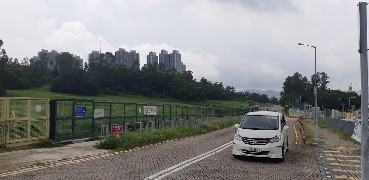 環保大道寵物公園停車場 實景照片 5