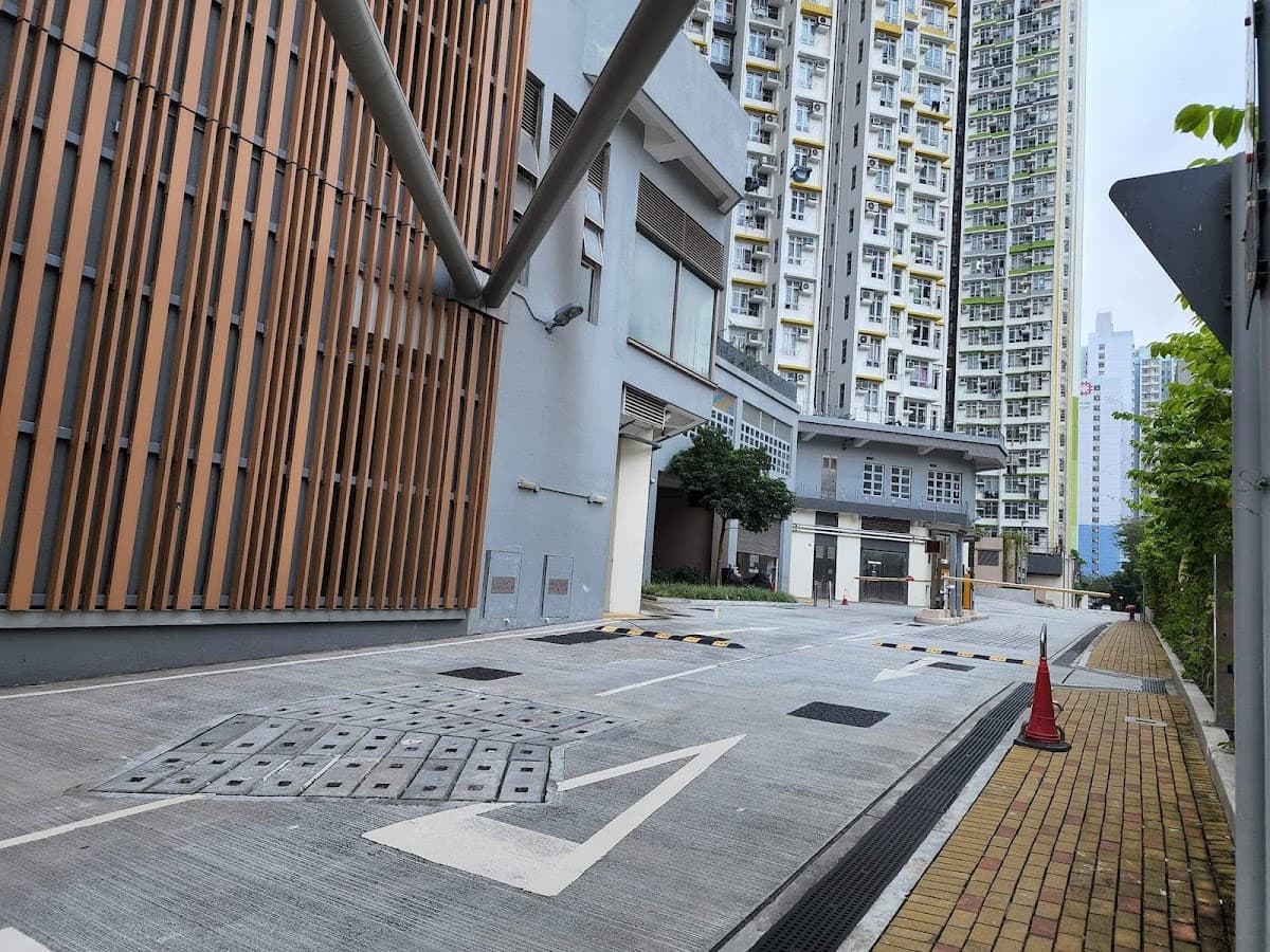 長沙灣邨停車場 實景照片 1