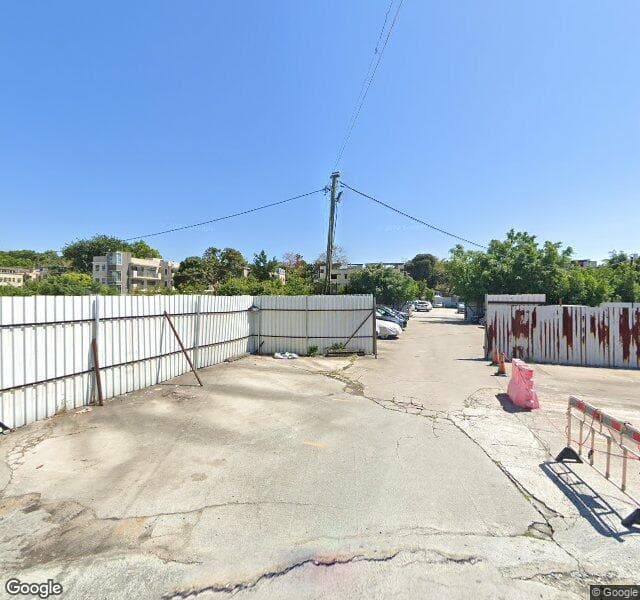 屏山聚星路露天停車場 (千葉)